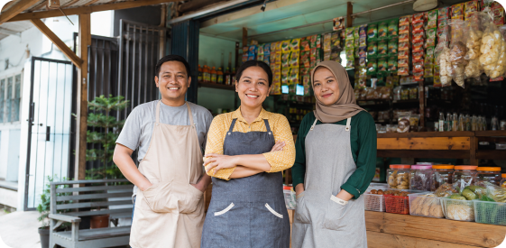 Pelaku UMKM lokal yang didukung layanan Upwise